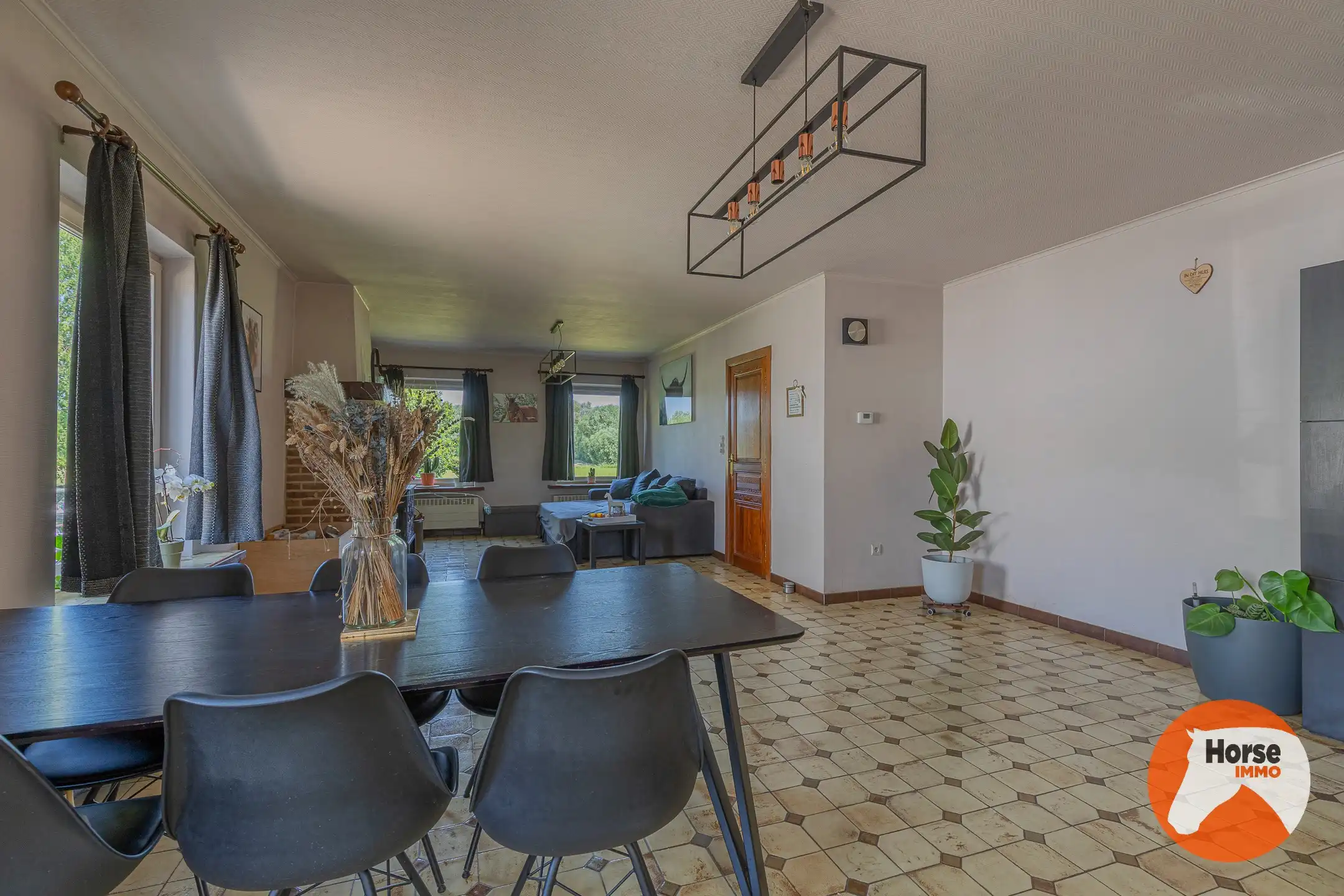 LEBBEKE - Charmante woning met paardenaccommodatie. foto 6