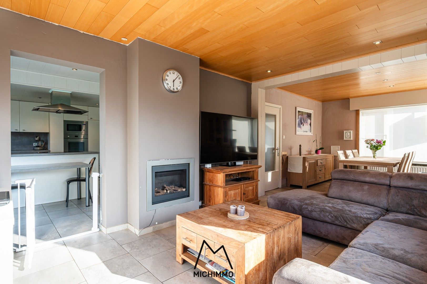 Open bebouwing met drie slaapkamers, grote tuin en EPC C (240 kWh) foto 18