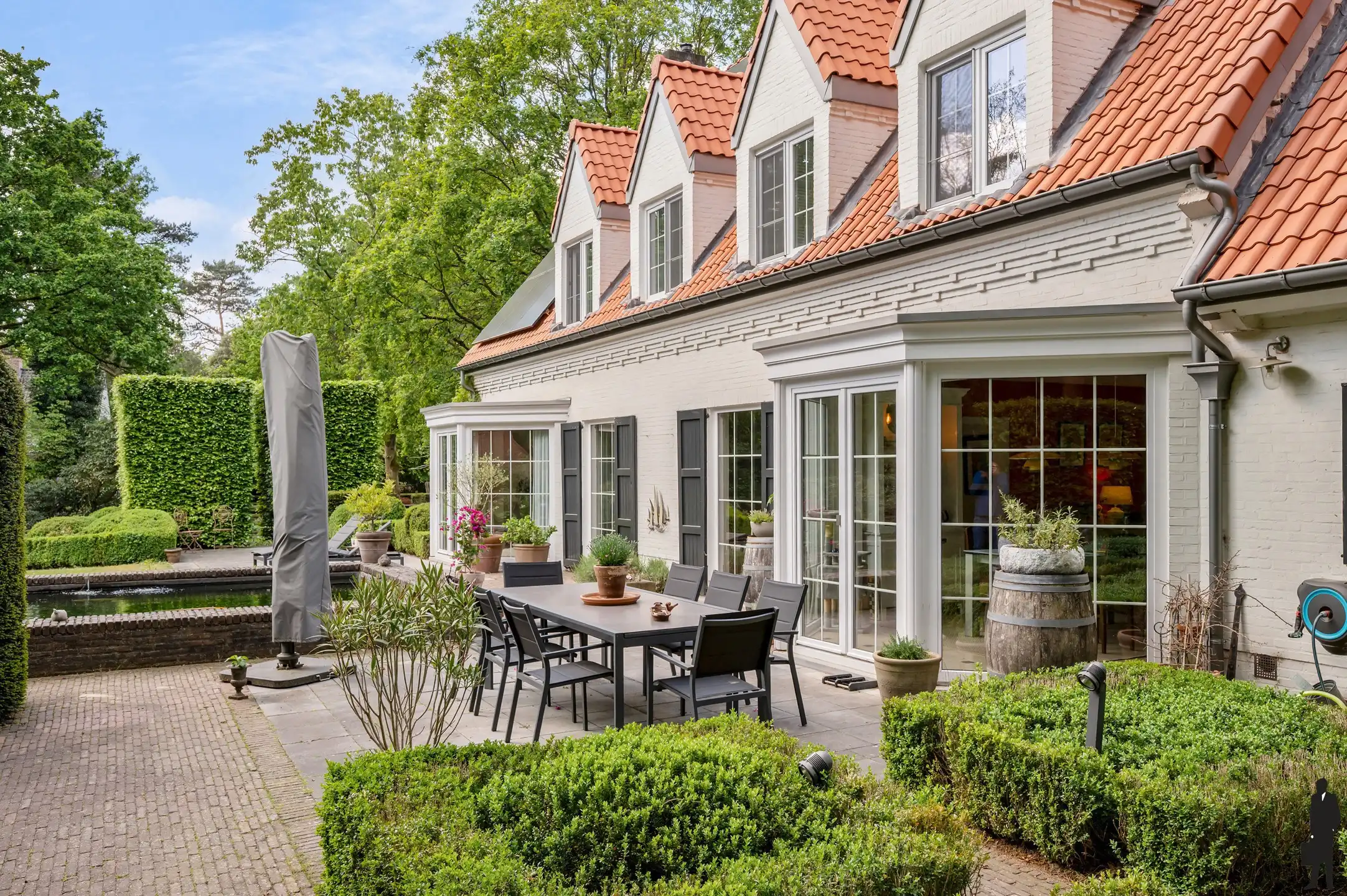 Topgelegen villa met zwembad en paddock!  foto 30