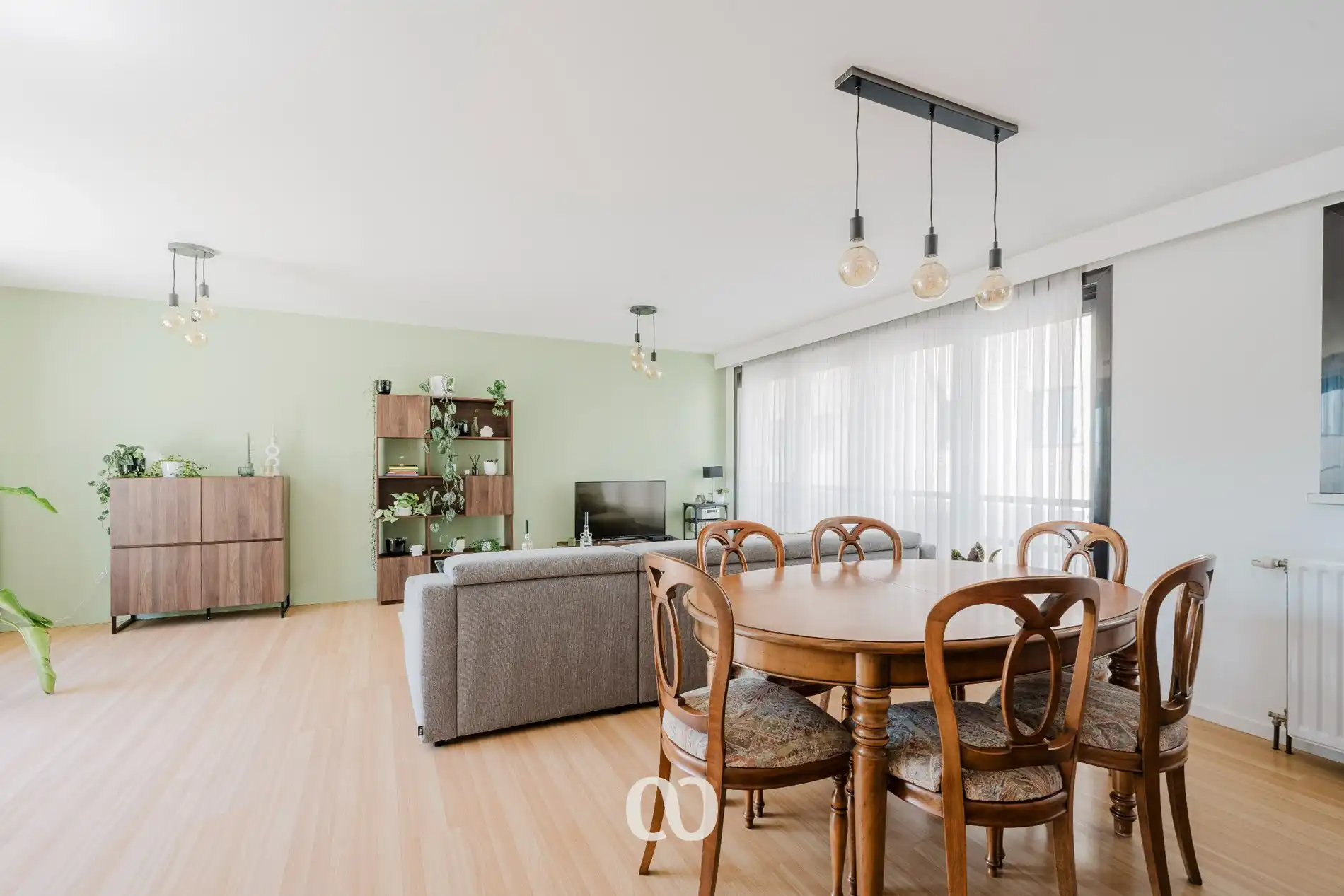 Instapklaar appartement met groot terras foto 3