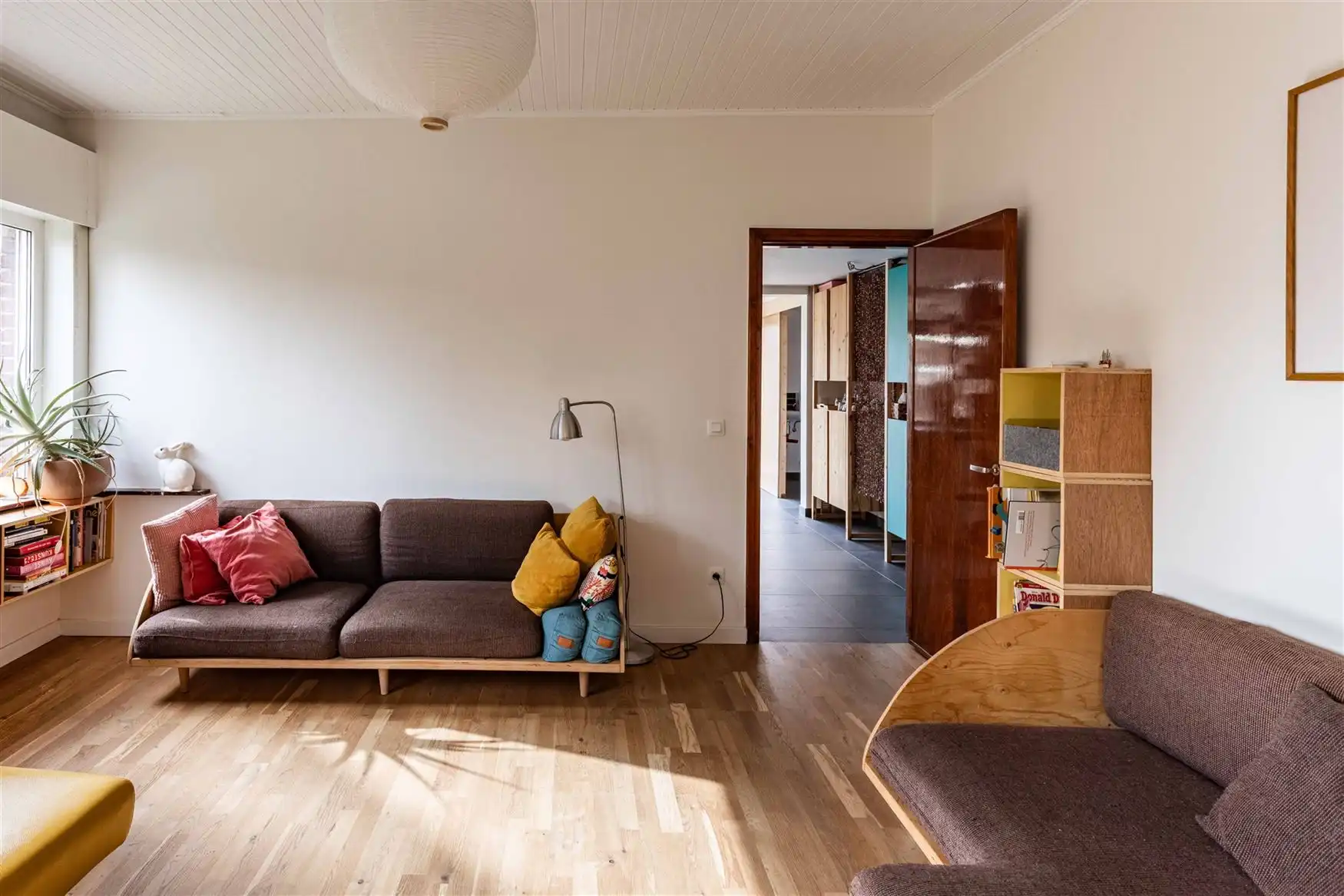 Een huis met karakter. Een tuin met sfeer foto 8