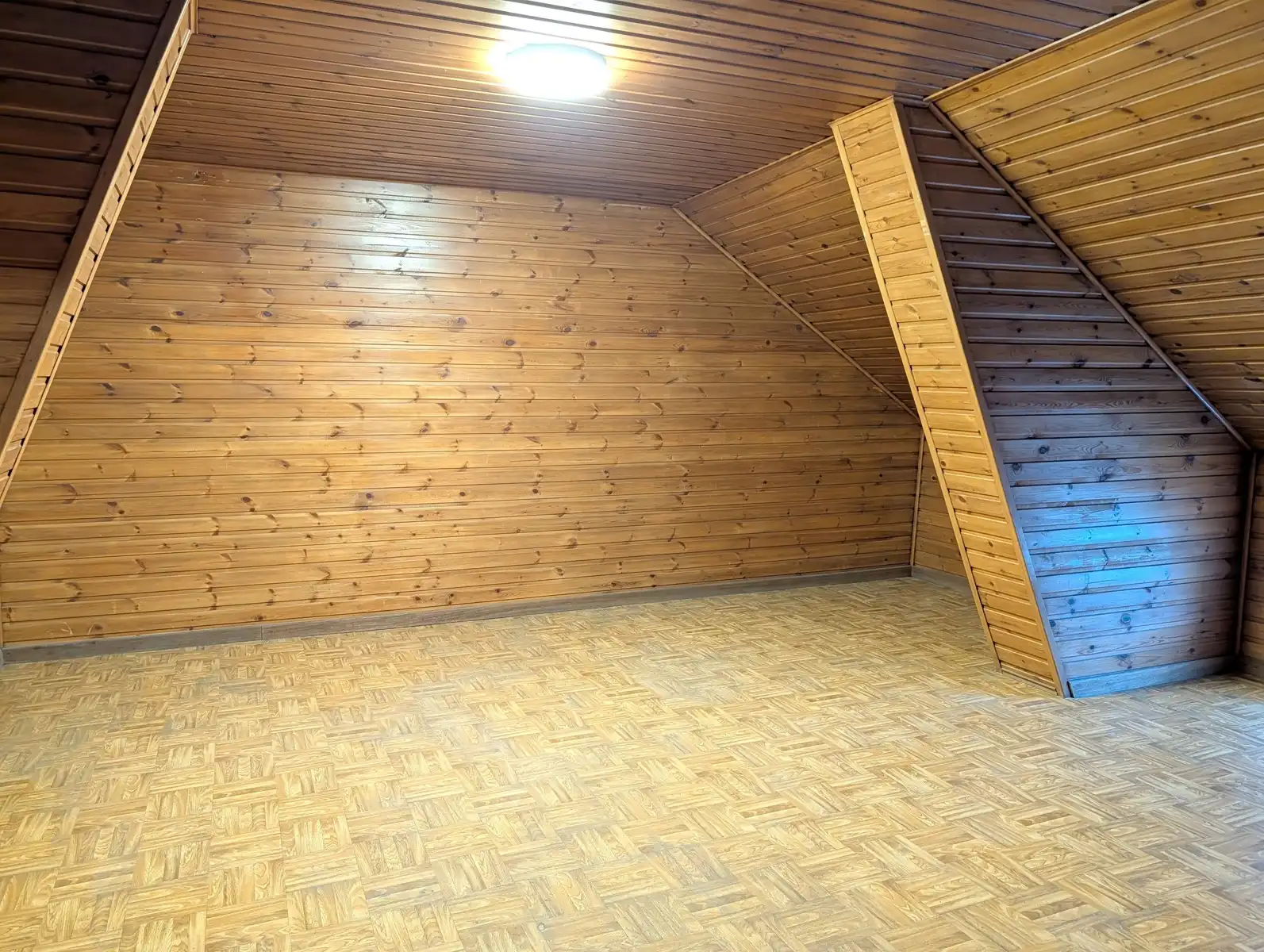 Te renoveren woning met potentieel in een doodlopende straat foto 13