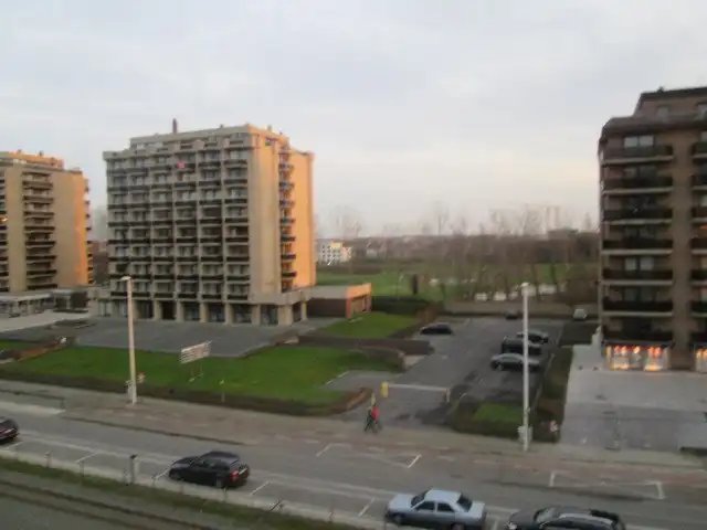 Mooi en zonovergoten 3 slaapkamerappartement  foto 15