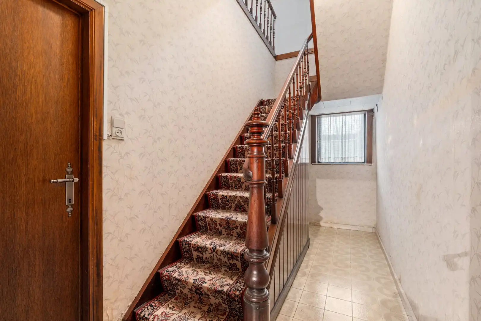 Halfopen woning met tuin en 3 slaapkamers foto 11