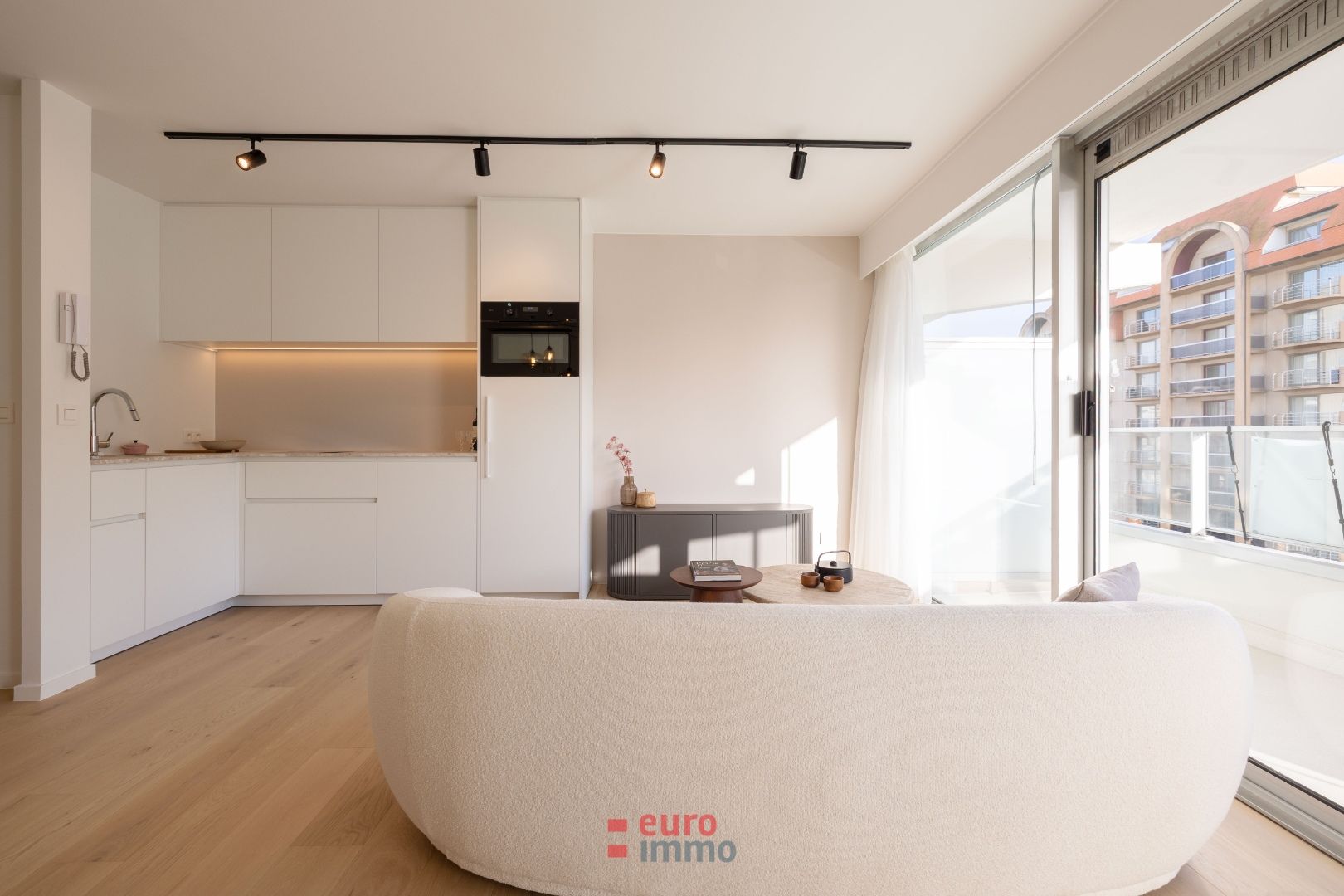 Lichtrijk topappartement in hartje Nieuwpoort-Bad foto 4