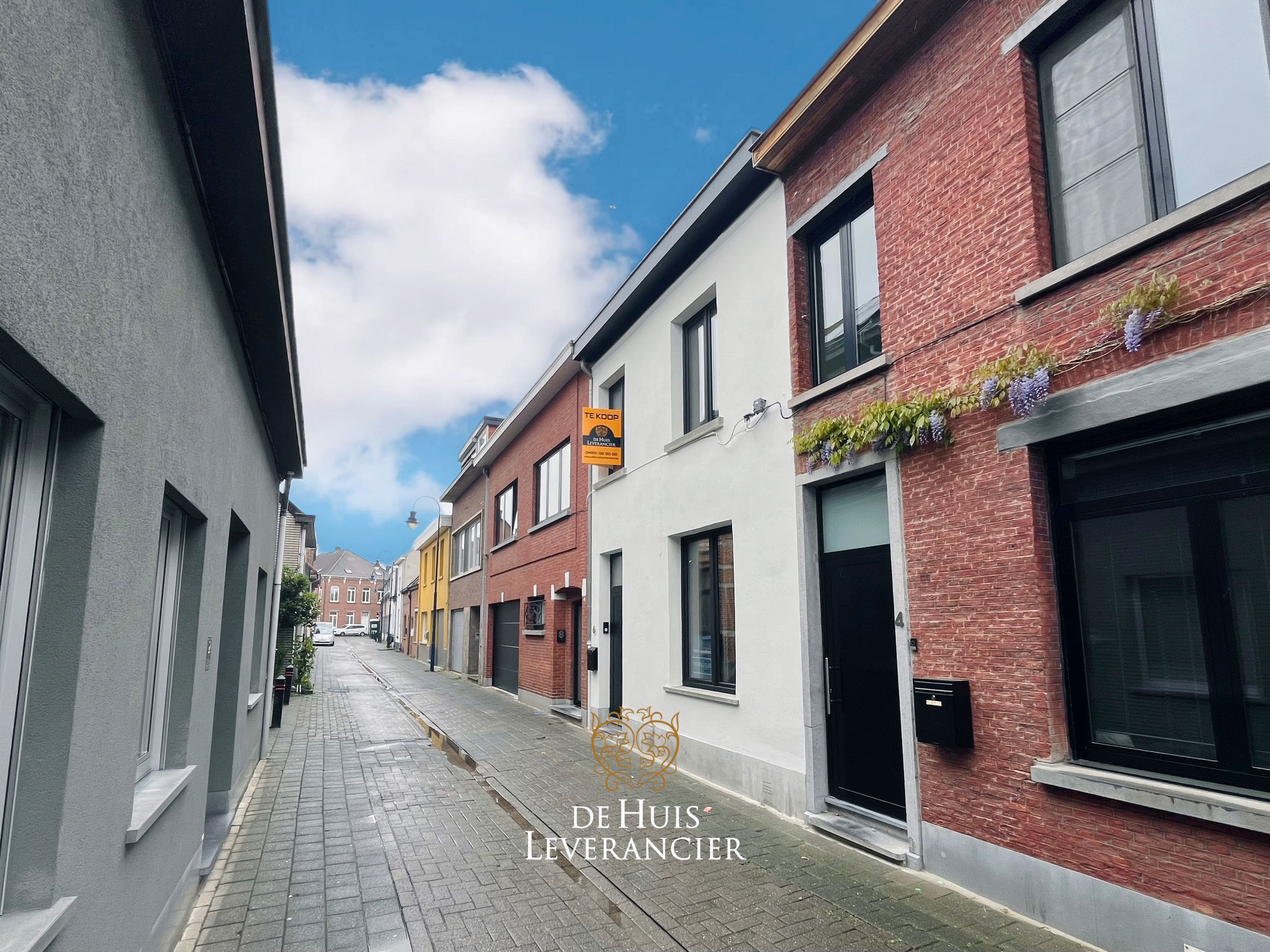 Gerenoveerde rijwoning met charme elementen  foto 23