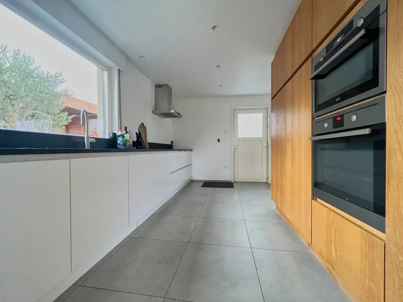 Stijlvolle, unieke woning met landelijke verzichten! foto 7