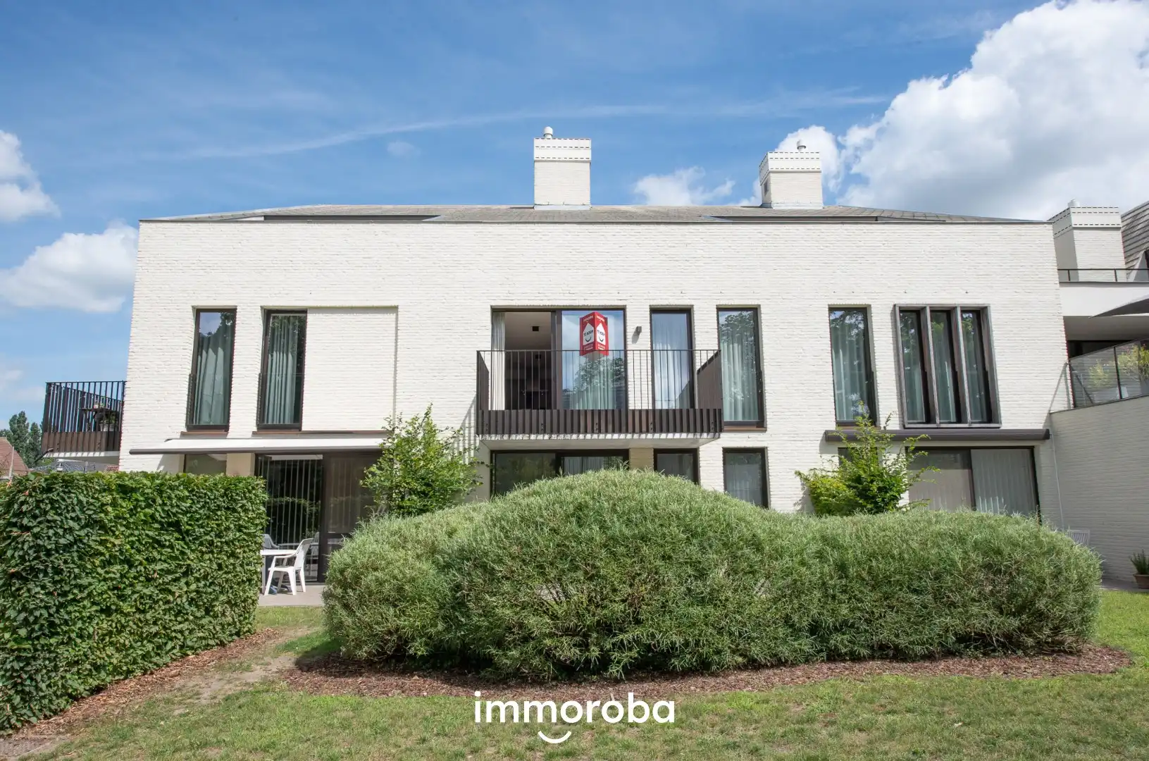 Stijlvol appartement in Park De Borchgrave te koop in Olsene! foto {{pictureIndex}}