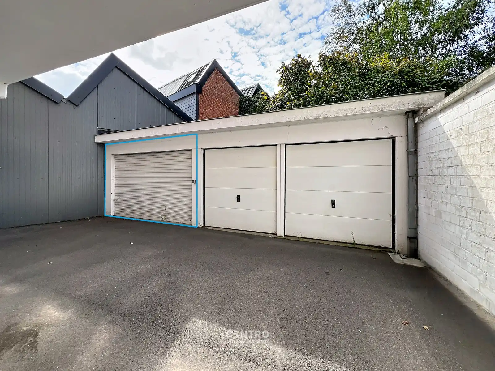 INSTAPKLAAR appartement (77m ²) met 2 SLK, GARAGE (moto's, fietsen,...) en ideale ligging in Roeselare - Perfect voor comfortabel wonen of als OPBRENGSTEIGENDOM ! foto 4