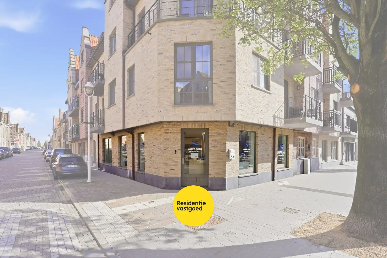 Instapklaar en hoogwaardig handelspand (122 m²) op topligging in Nieuwpoort Stad foto 4