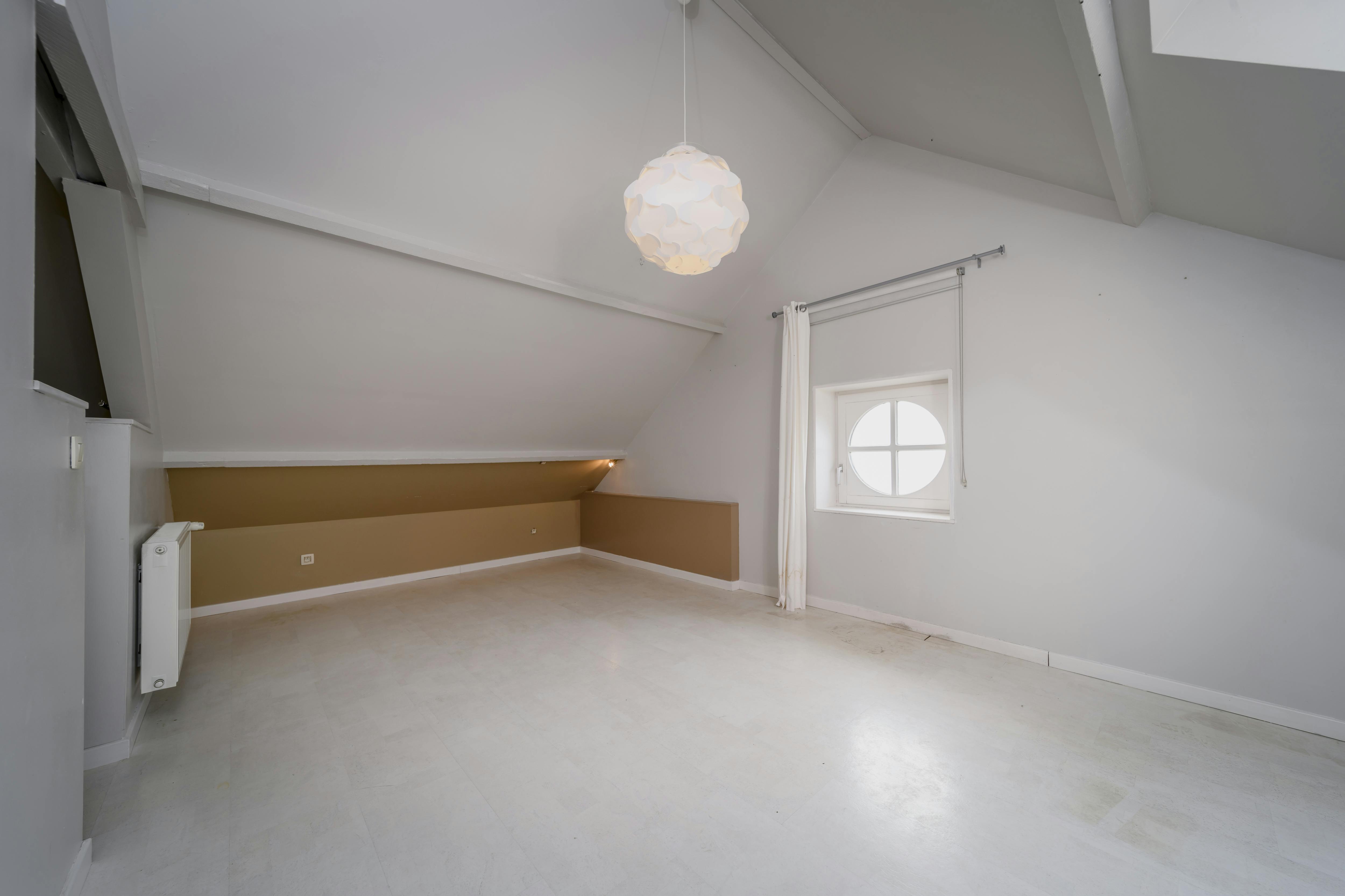 Opbrengsteigendom: - woning - 3 appartementen - studio - tuin foto 23