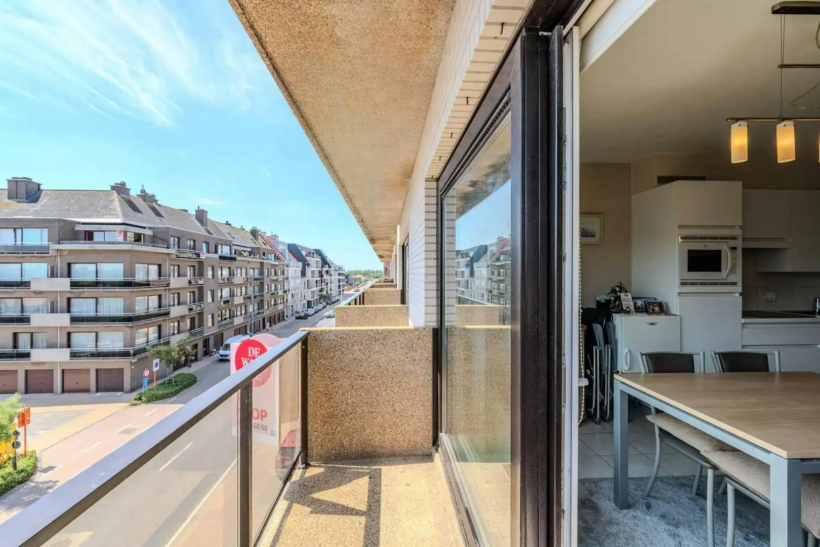 Studio met slaaphoek en zonnig terras te Middelkerke foto 3