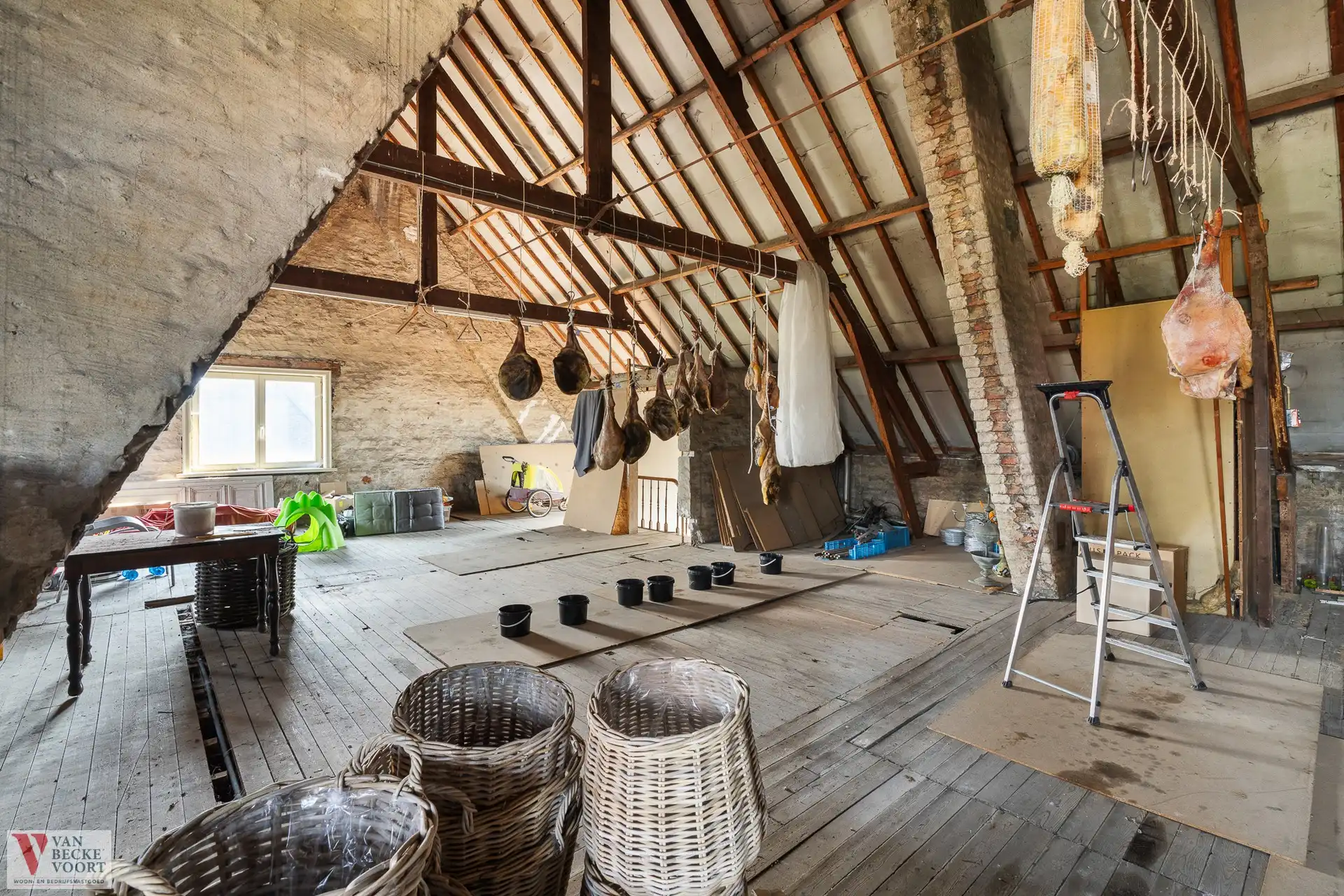 Imposant herenhuis met feestzaal foto 30