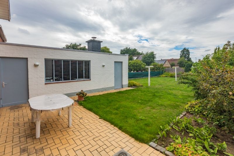 Lichtrijke, te moderniseren woning op 480m² op een steenworp van de Gavers... foto 13