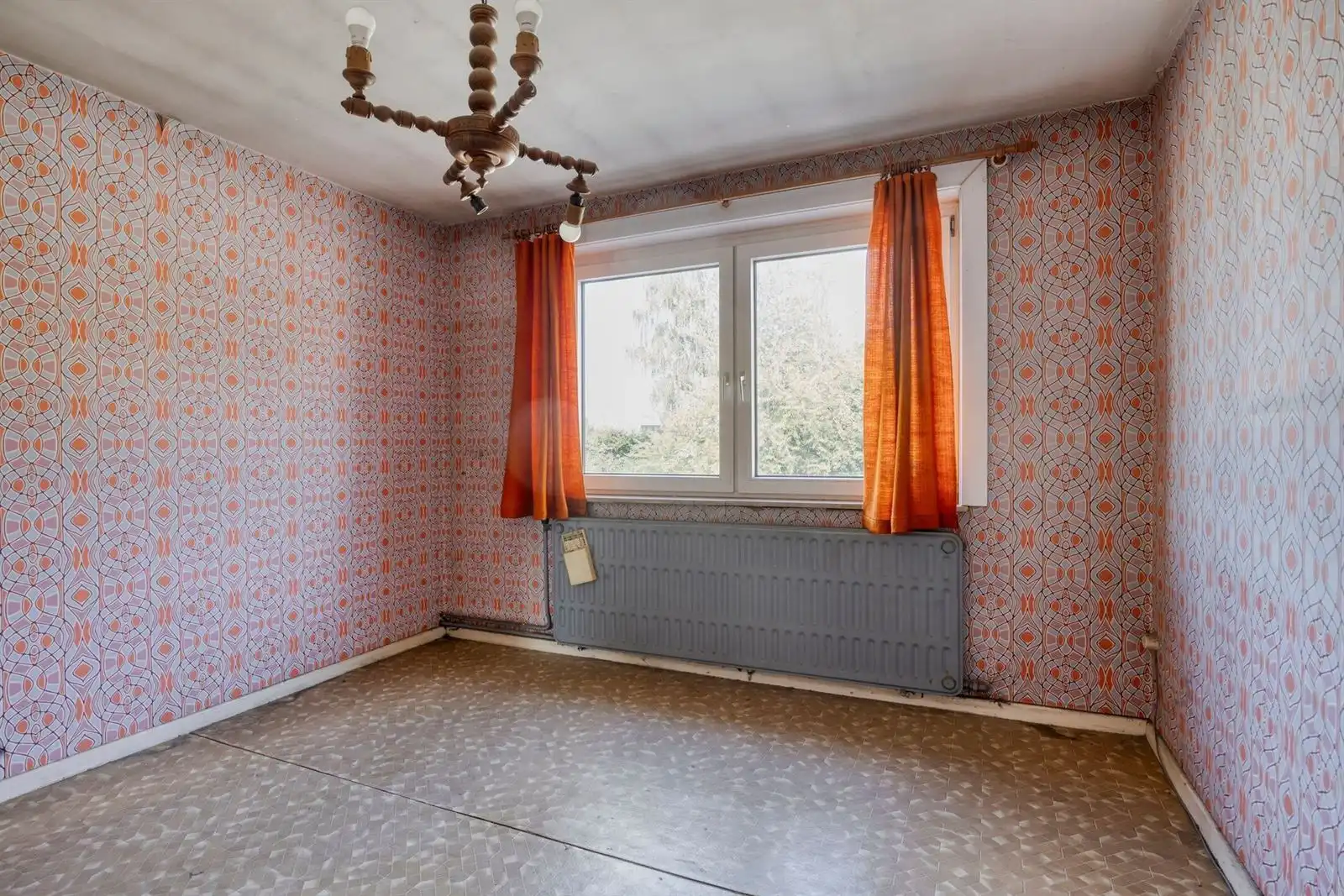 Woning met garage (aan de overkant) en 3 slaapkamers foto 14