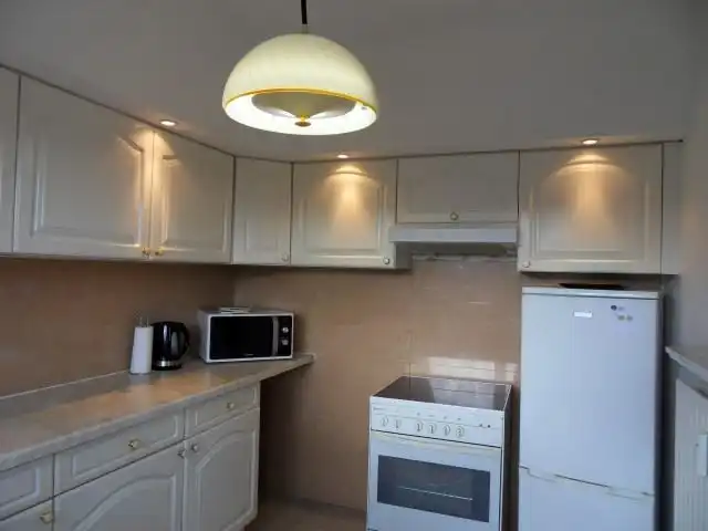 In centrum gelegen APPARTEMENT met 2 slaapkamers, mooie living, ruime kelder foto 22