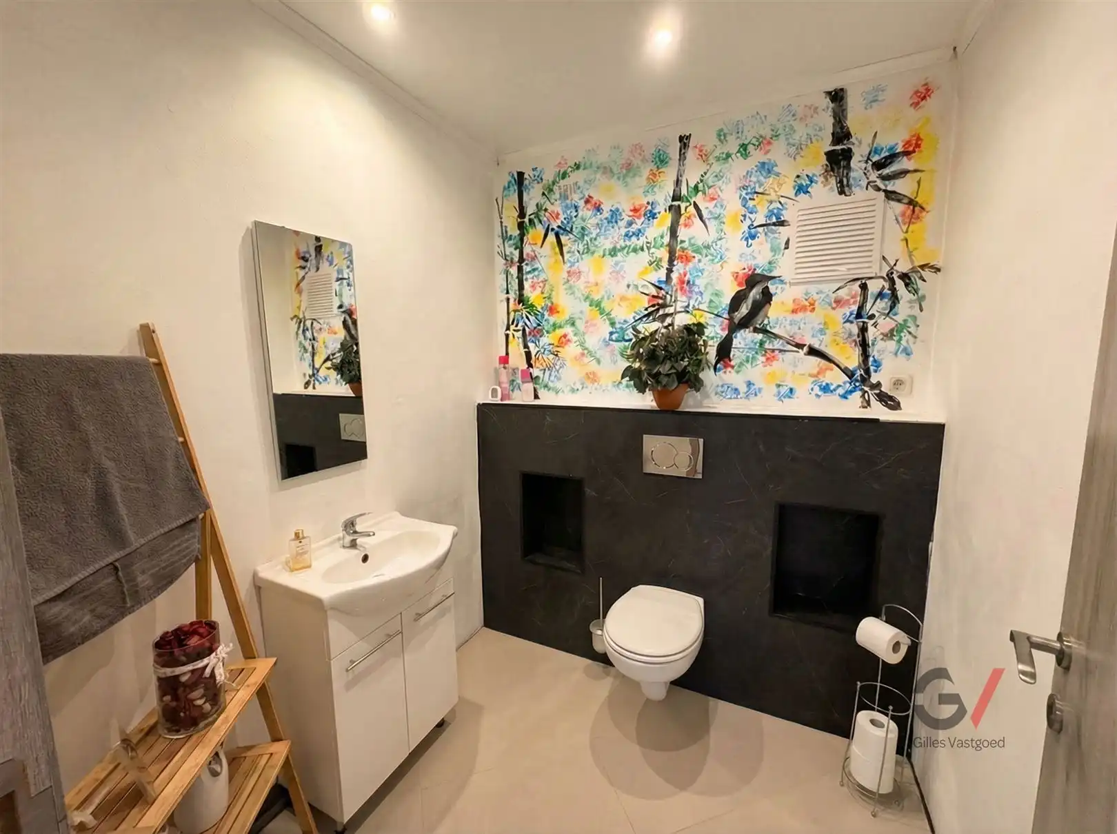 Te renoveren woning foto 13