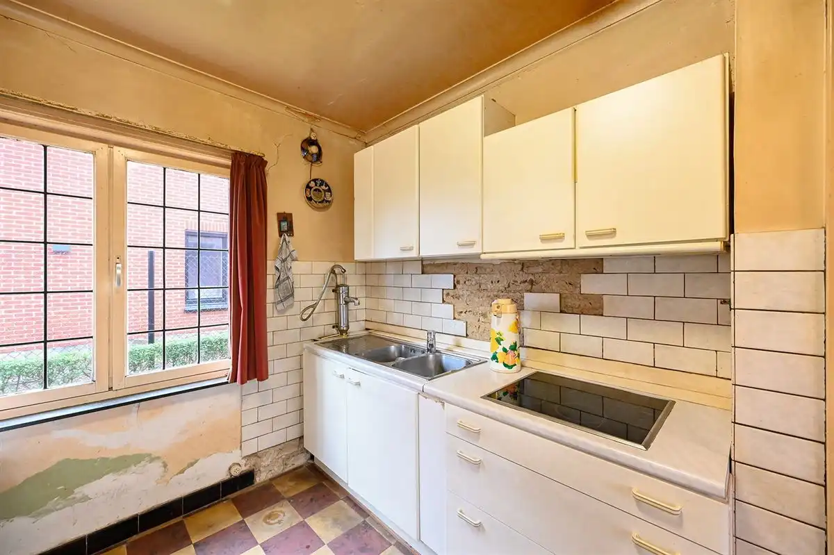 Projecteigendom met afbraak- of renovatiepotentieel in Sinaai foto 12