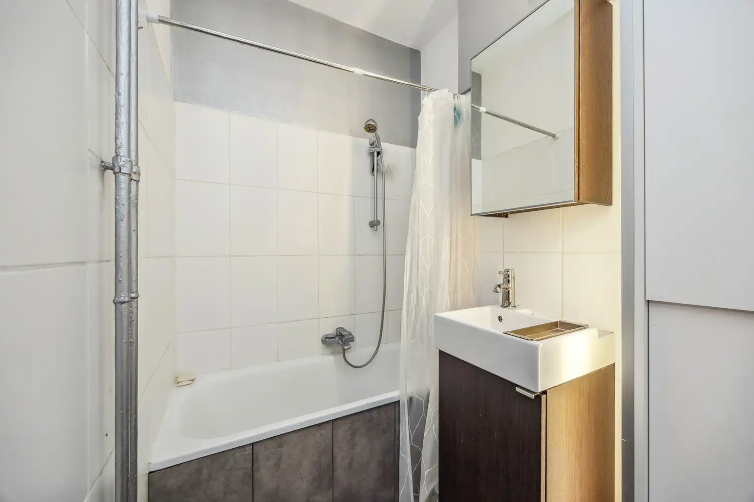 MATCHED: kevin@wellimmo.net voor meer info! Instapklare, steeds goed verhuurde en gemeubelde studio (42m²) op toplocatie aan het Stadspark met gunstig EPC (222Kw/m²)! foto 12