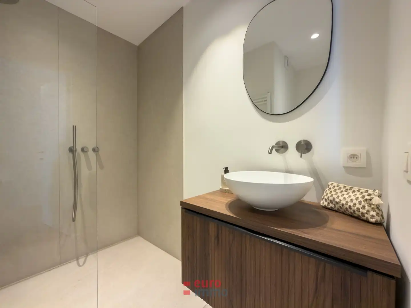 Uniek zeedijkappartement met adembenemende zichten op de 15e verdieping foto 26