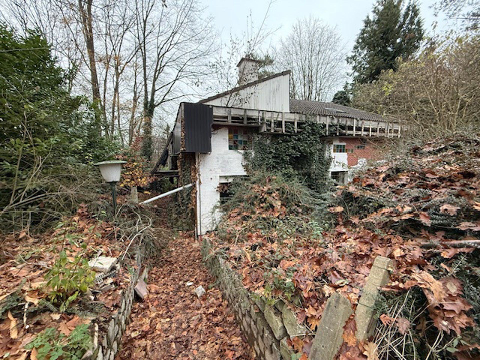 Af te breken woning op een perceel van 8 are foto 6