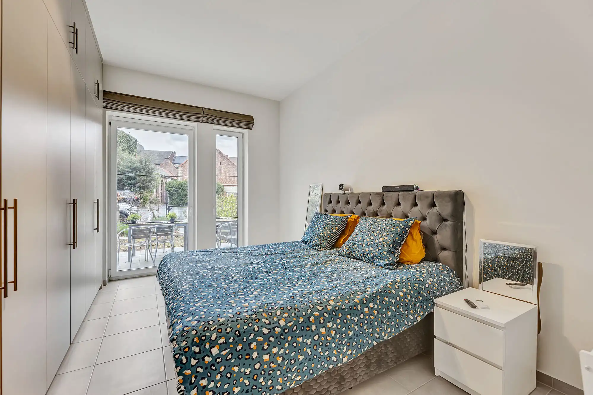 Recent en ruim gelijkvloers app met ruim terras foto 11