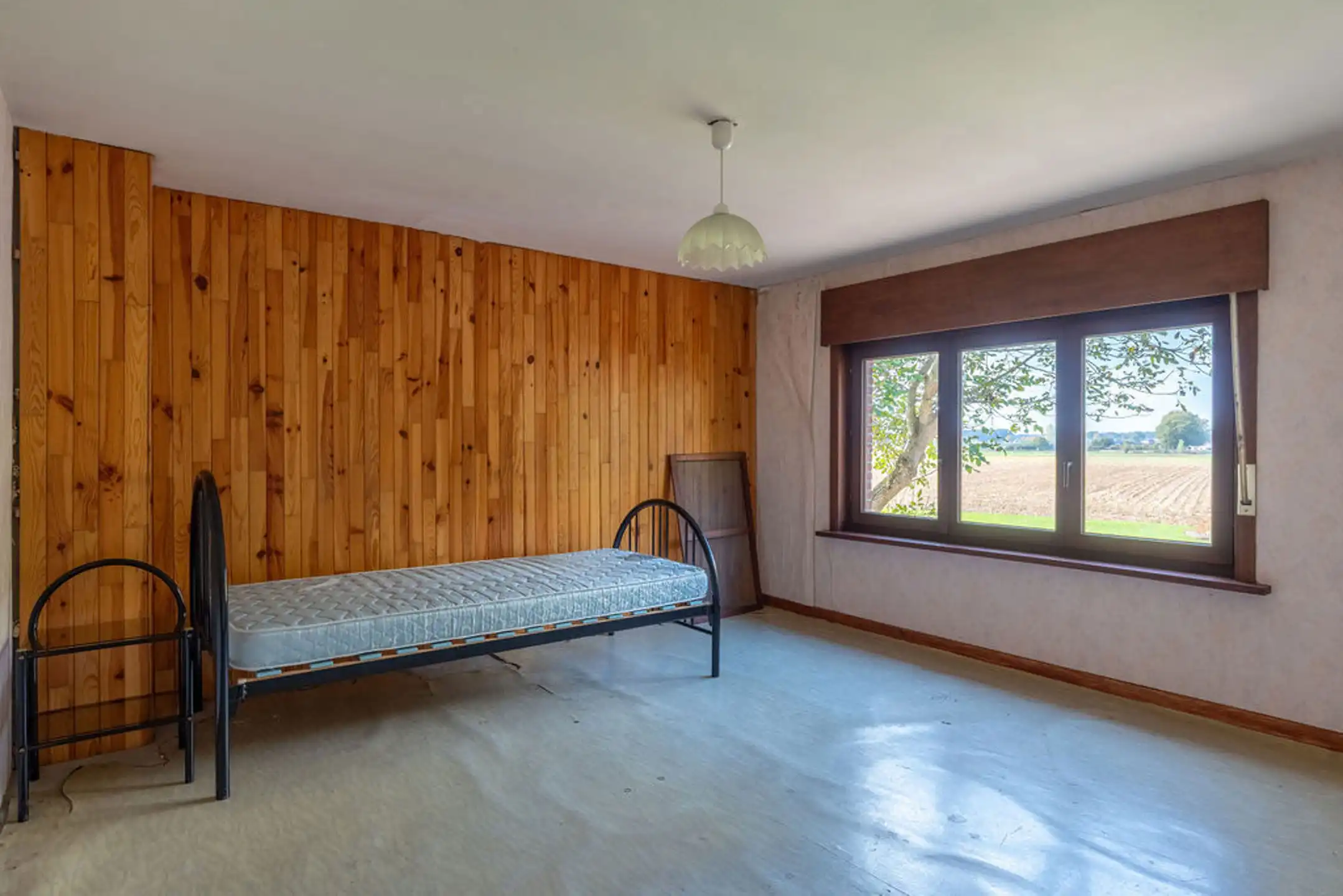 Te renoveren woning op een mooi en gunstig gelegen perceel van in totaal 6.449 m². foto 22