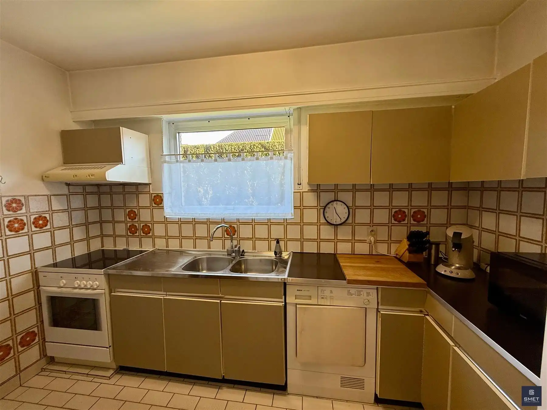 RUSTIG GELEGEN APPT.  MET 2 SLPKS EN GARAGE foto 7