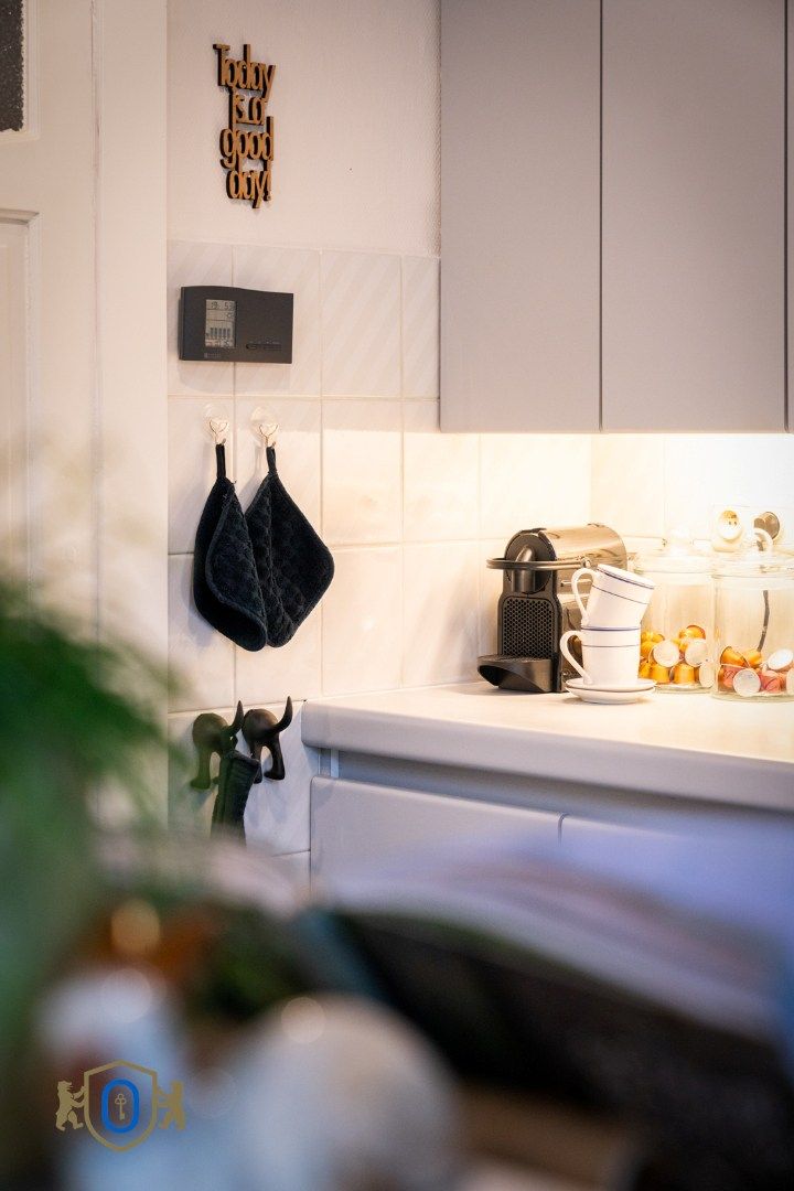 Brugse 3-slpkr herenwoning met studio & romantische tuin foto 11