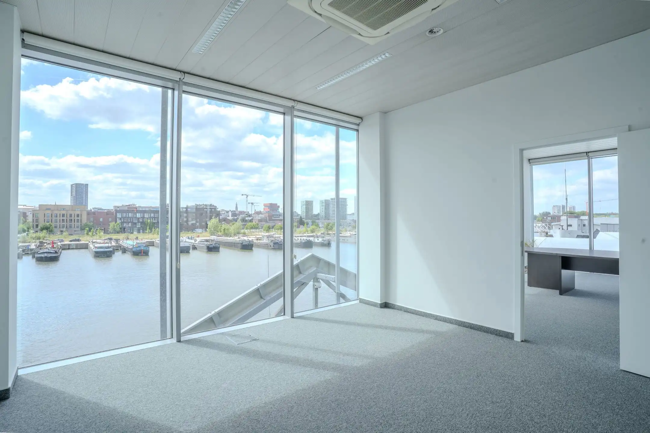 Magazijn Unit 8 - 604m² in de  Haven van  Antwerpen met parking + laadpunten foto 13