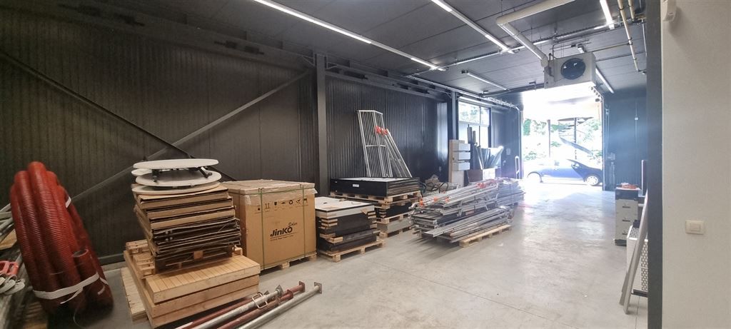 Uitstekend gelegen winkel (825 m²) - recent gebouw foto 17