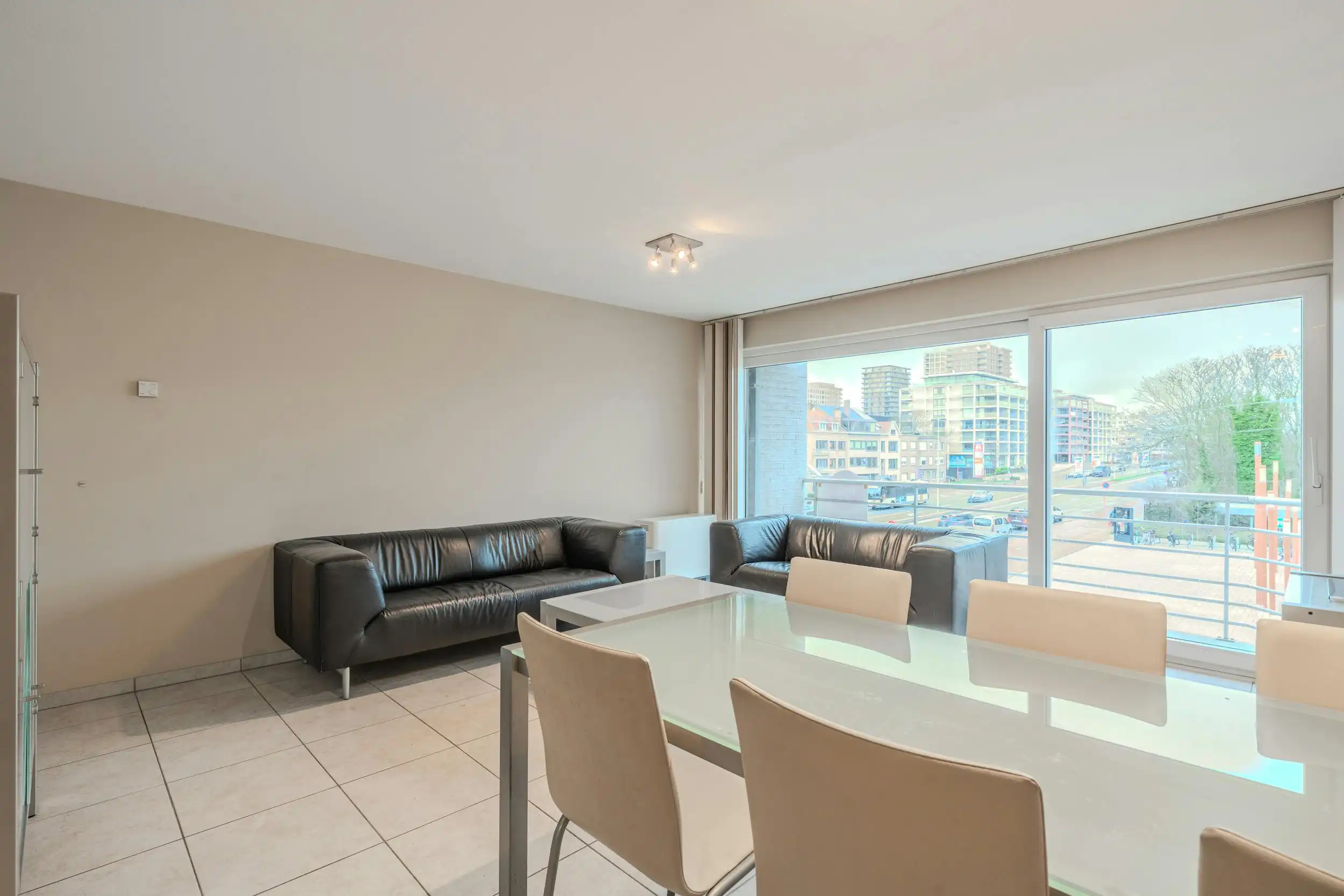 2-slaapkamerappartement op 400m van het strand te Oostende foto 2