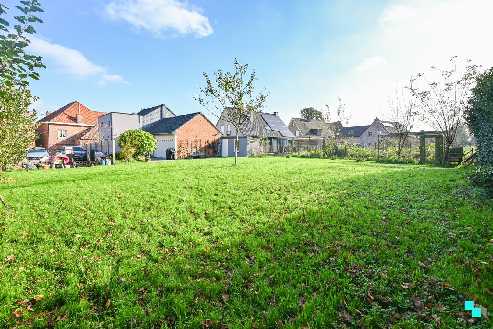 Landelijk gelegen villa in doodlopende straat te Heldergem foto 4