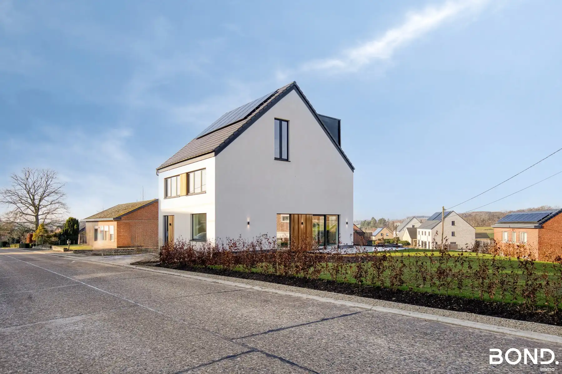 Instapklare villa met 4 slpks foto 21
