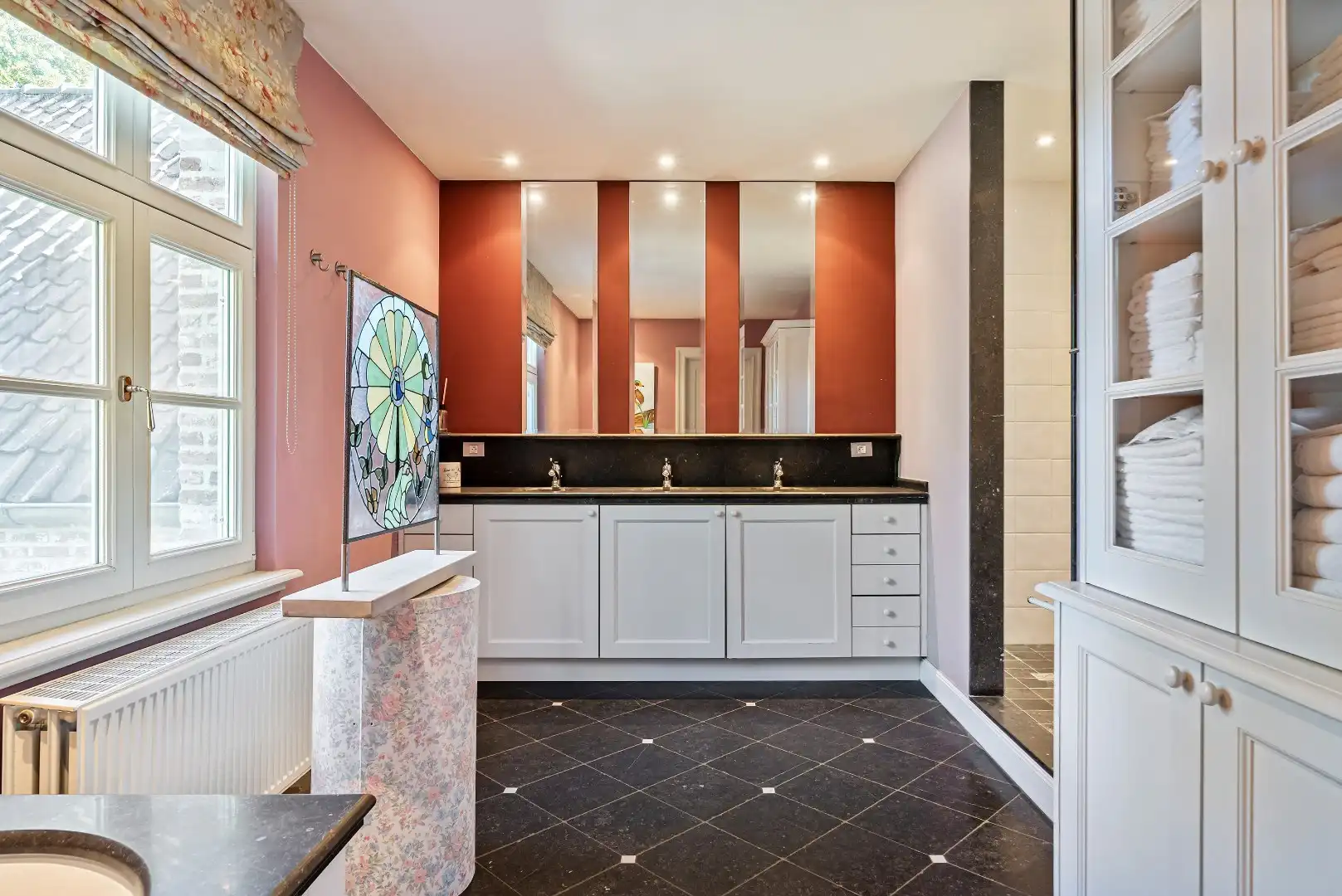 Exclusieve Villa op perceel van 3675 m² ook als Kangoeroe woning foto 14