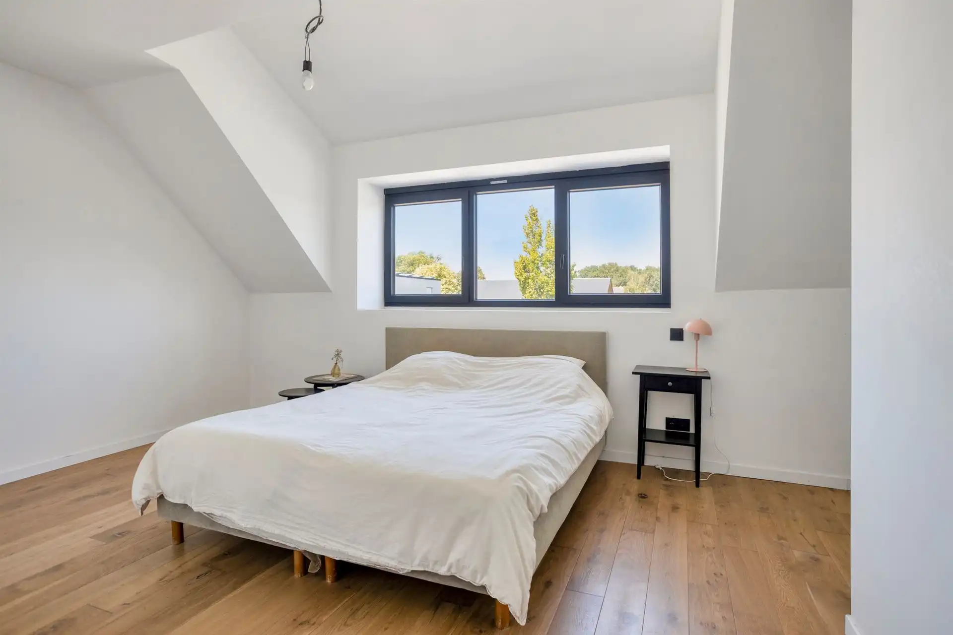 Prachtig gerenoveerde woning met 3 slpk's te Nijlen. foto 13