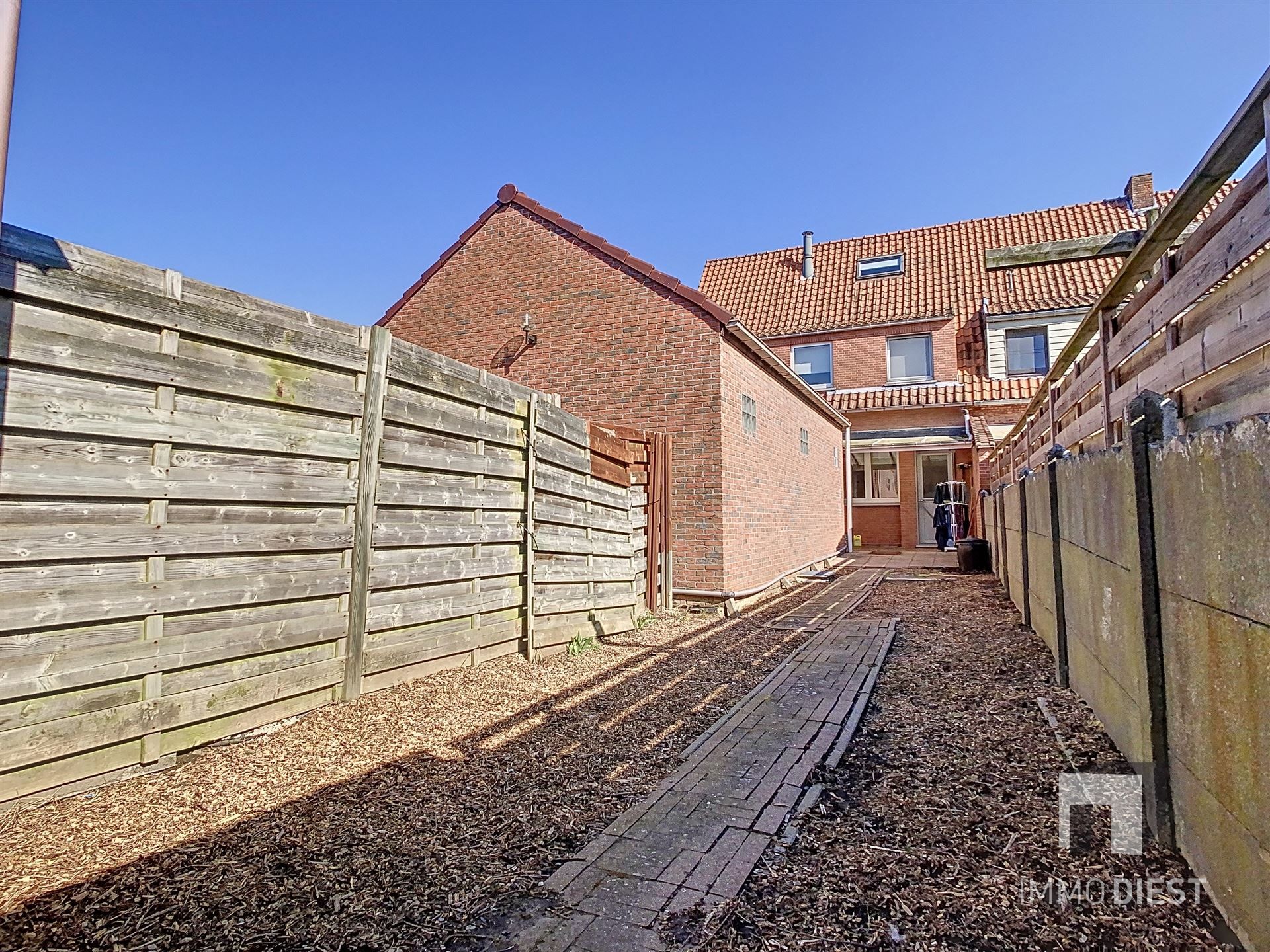 Charmante woning met twee slaapkamers gelegen dichtbij het centrum van Tessenderlo foto 5