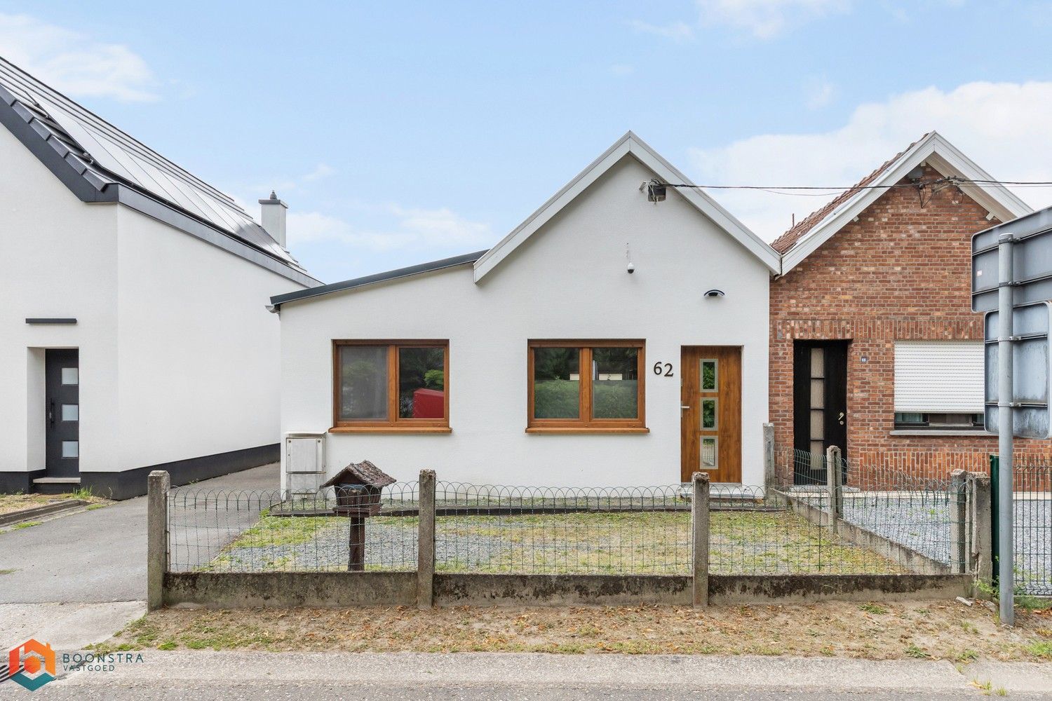 Gerenoveerde gelijkvloerse woning met 2 slpkrs te Rijmenam foto {{pictureIndex}}