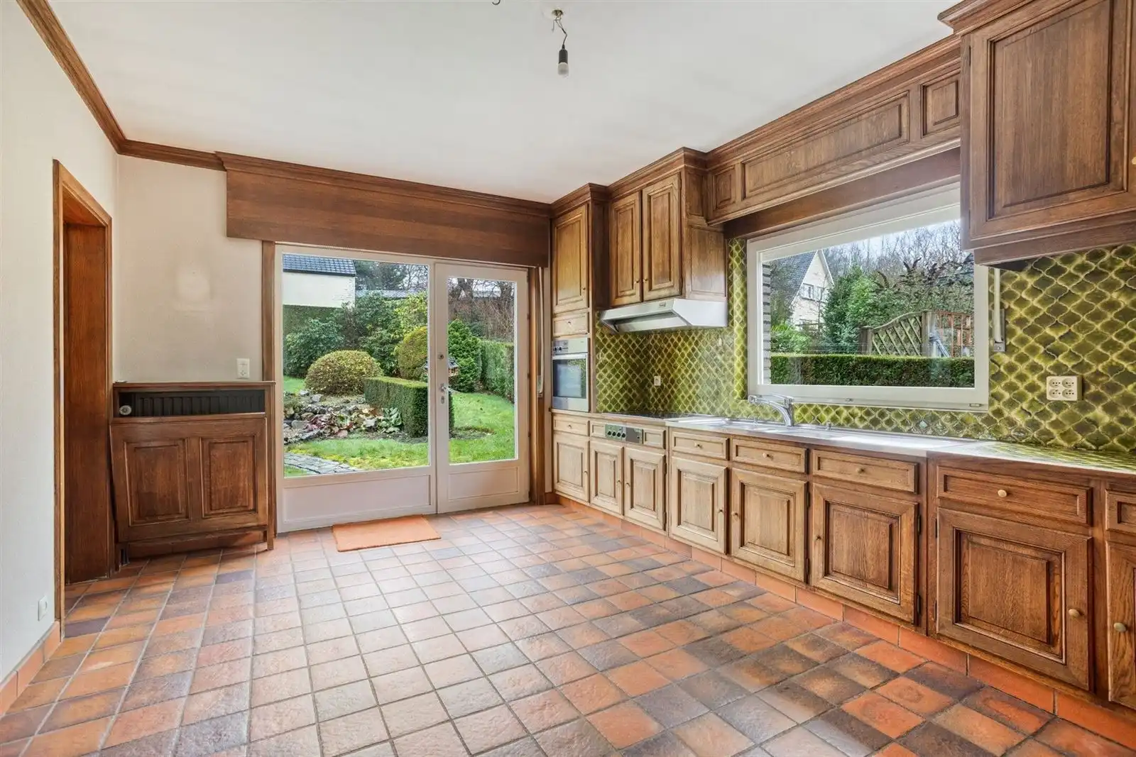 Zeer ruime villa (340m²) op een terrein van 7a38ca foto 9