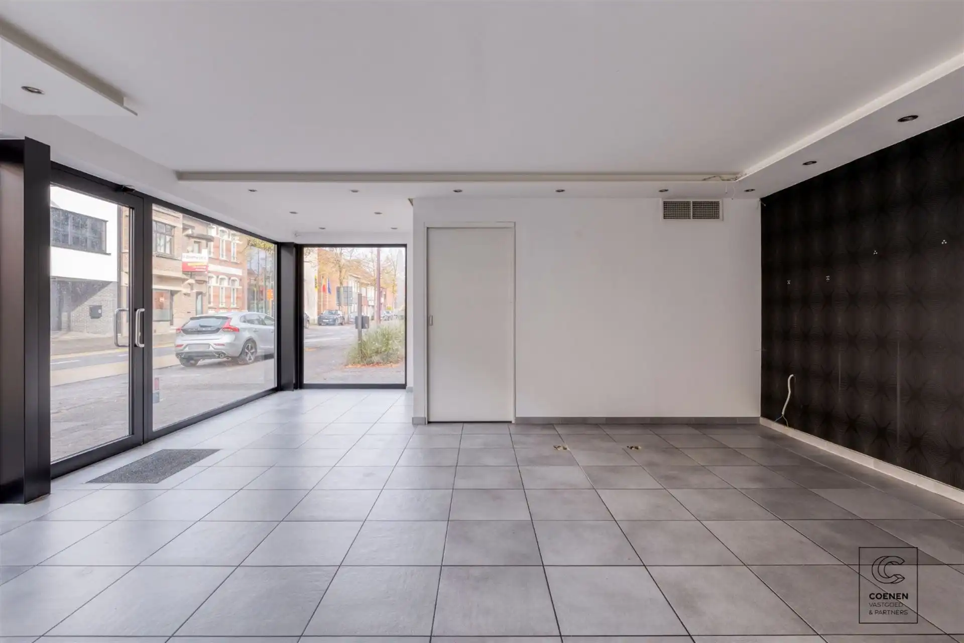 Handelspand van 61 m² op TOPligging te centrum Rijkevorsel! foto 8