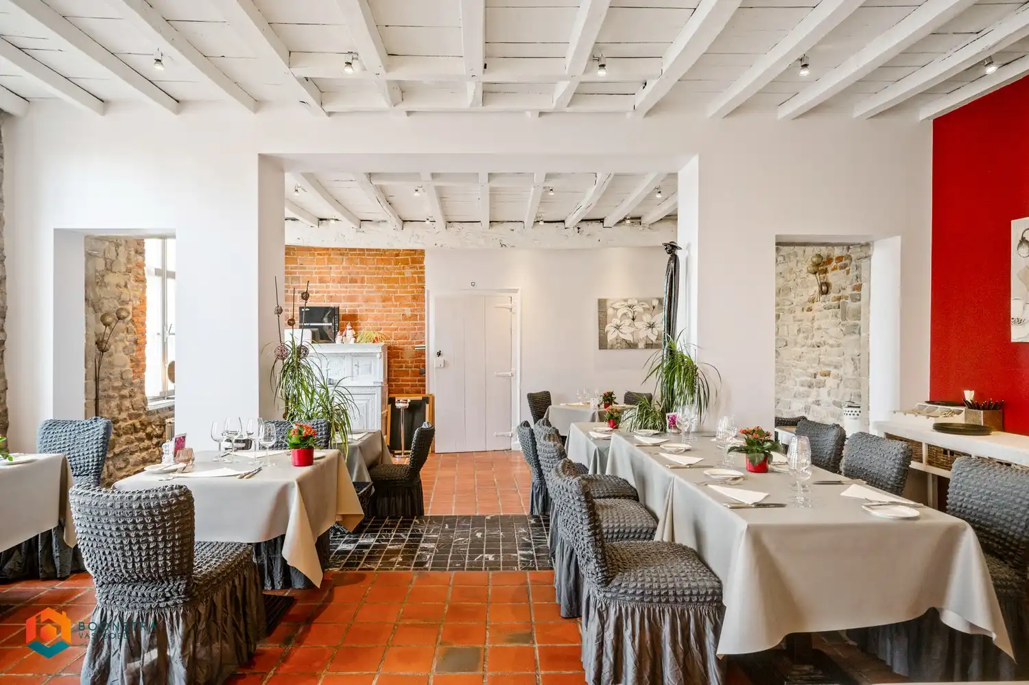 Handelspand met bovengelegen woonst op toplocatie te Erps-Kwerps foto 13