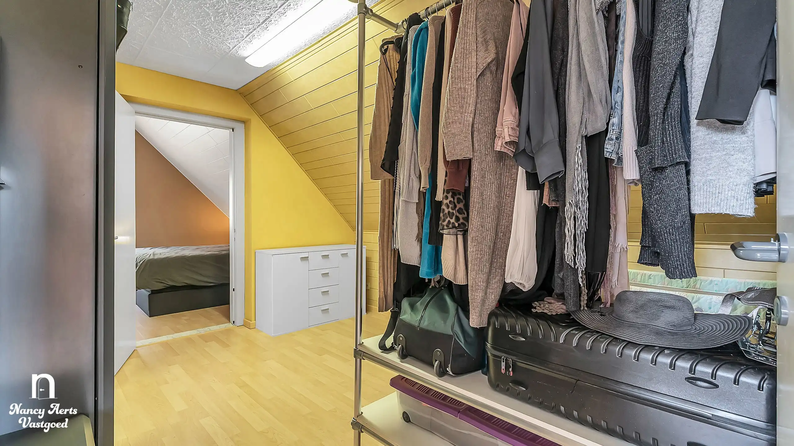 Wonen in alle rust met 4 slpks en gezellige tuin in Paal foto 17