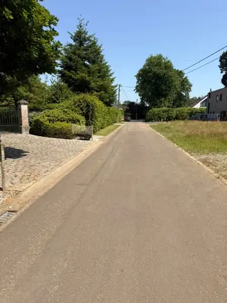 Zeer rustig gelegen bouwgrond voor half-open bebouwing op 5are 56ca foto 8