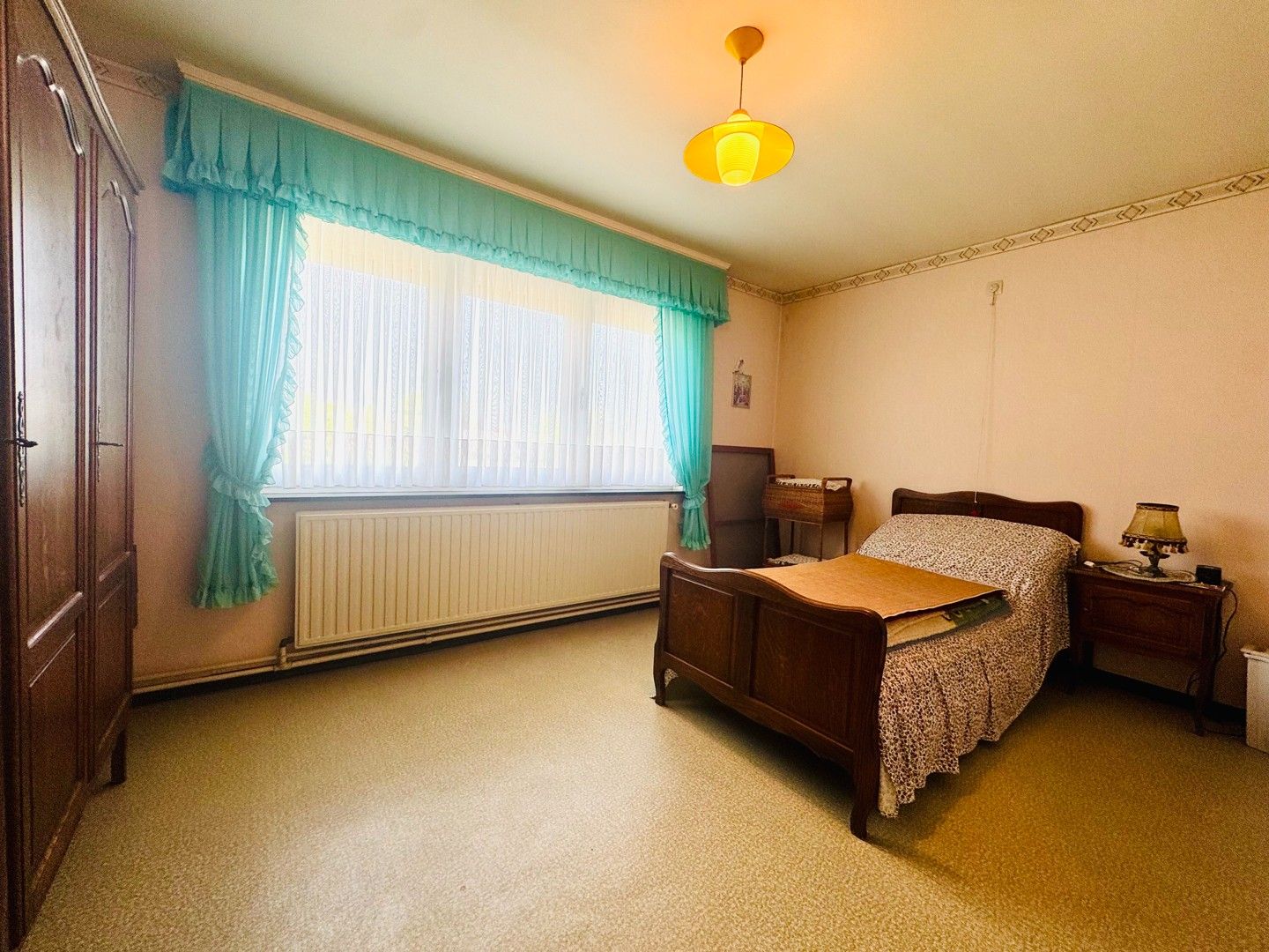 Ruime woning met 4 slpk's op rustige ligging! foto 15