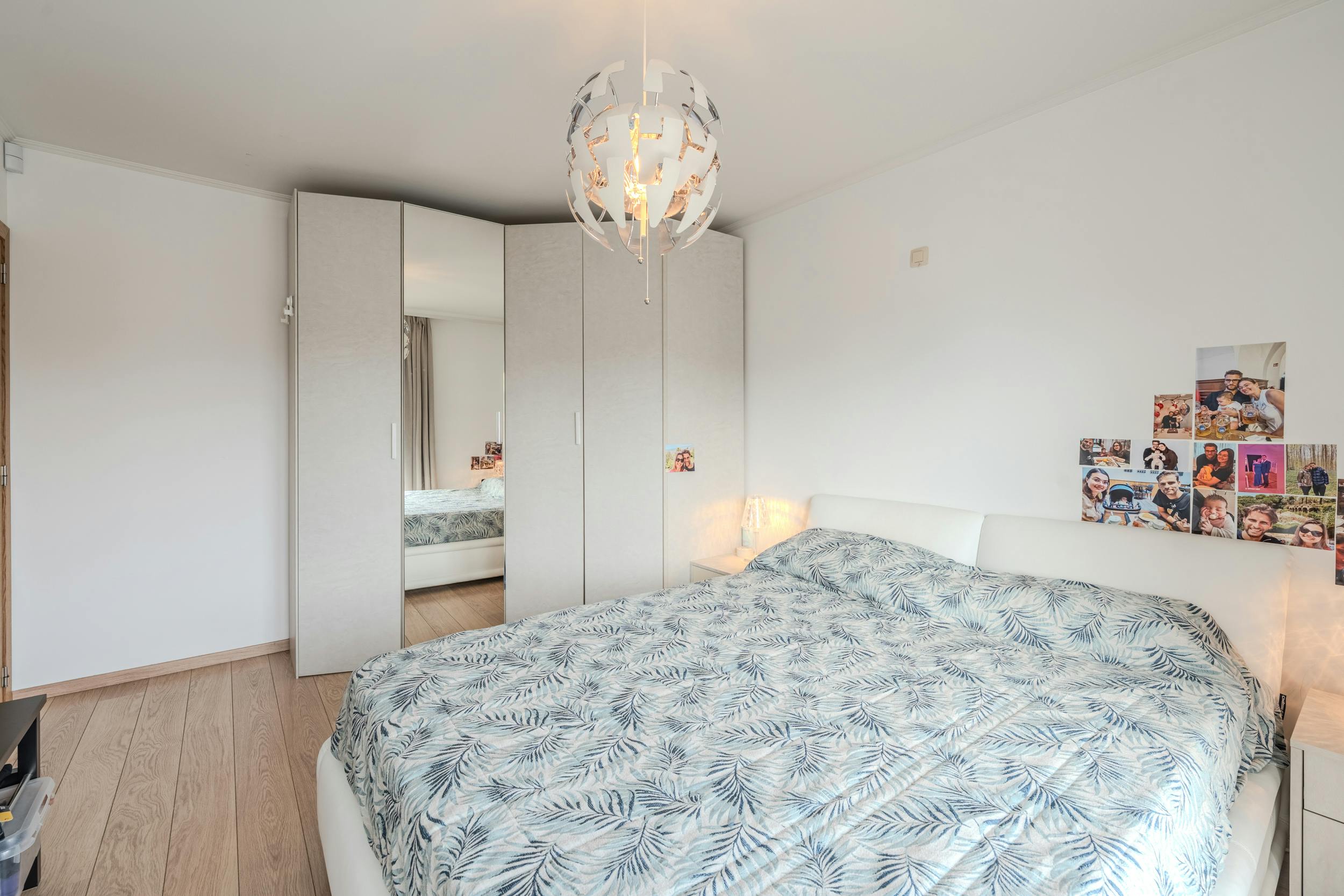 Instapklaar 2-slaapkamerappartement met terras in Oostende foto 18