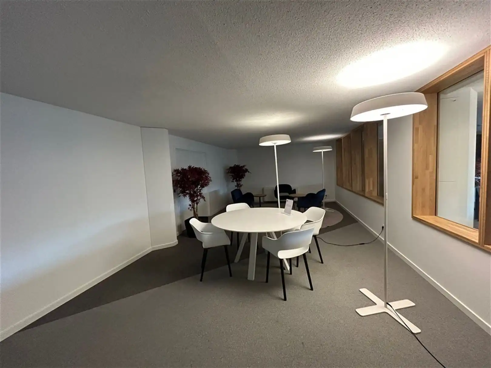 Volledig rerenoveerde kantoren te huur vanaf 150 m² foto 22