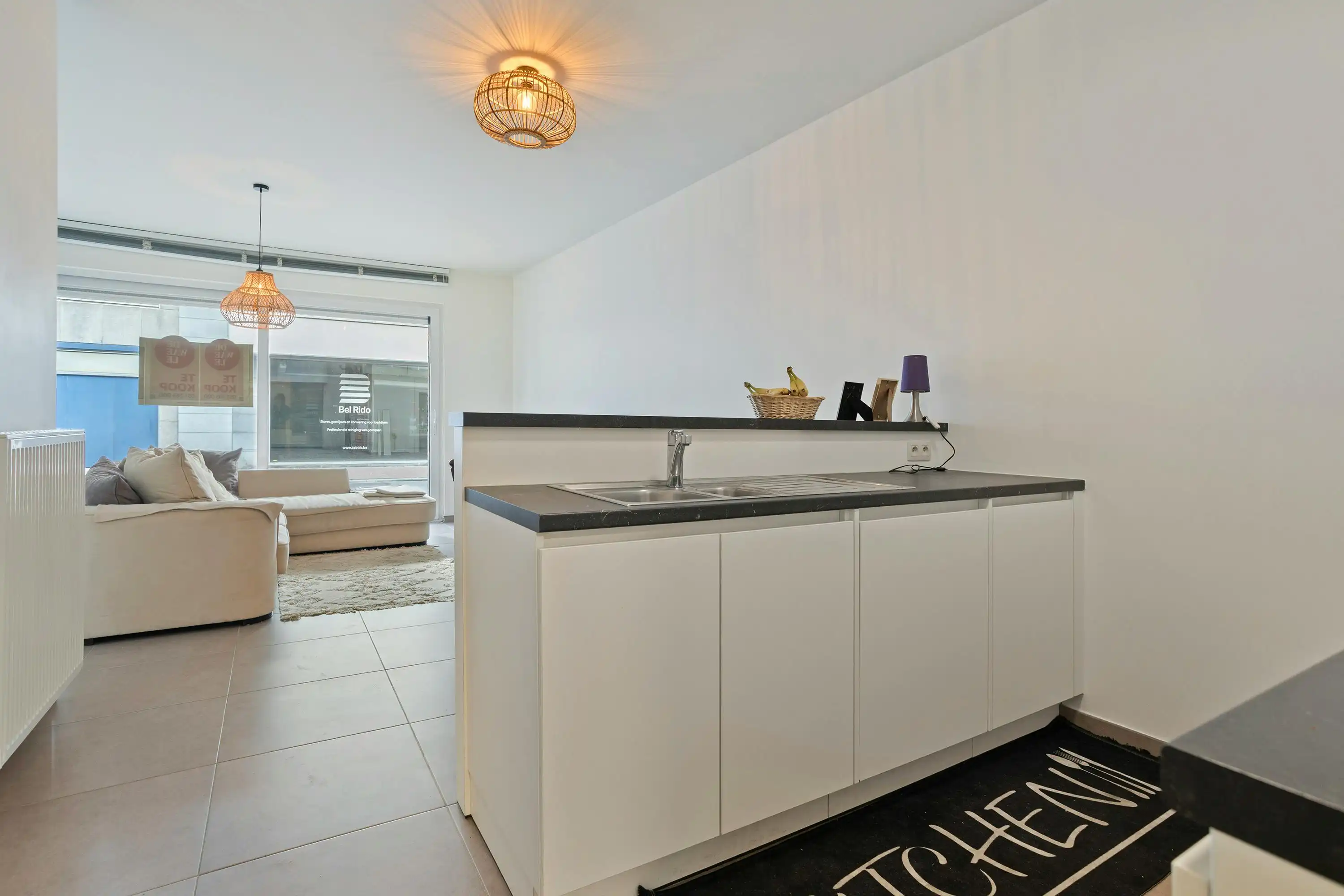 Modern appartement met private tuin in centrum Roeselare foto 6