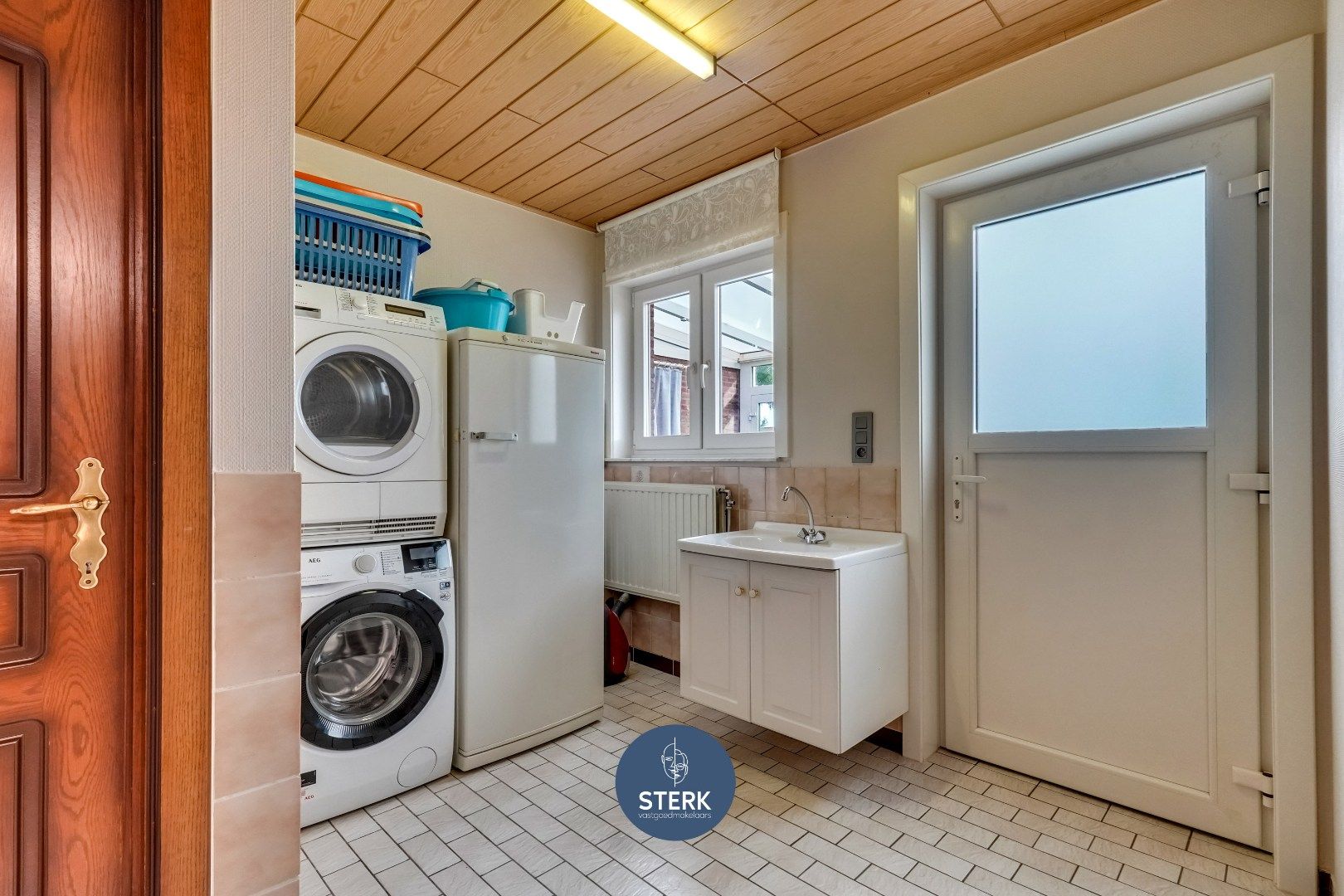 GEZINSWONING MET 236 M² BEWOONBARE OPPERVLAKTE IN HARTJE REKEM !  foto 9