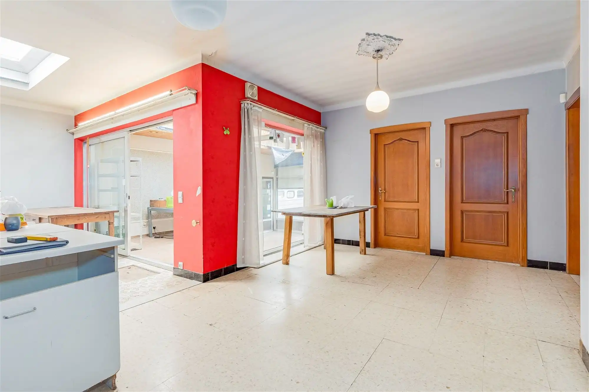 Te renoveren woning + magazijn / projectgrond in Vorst foto 8