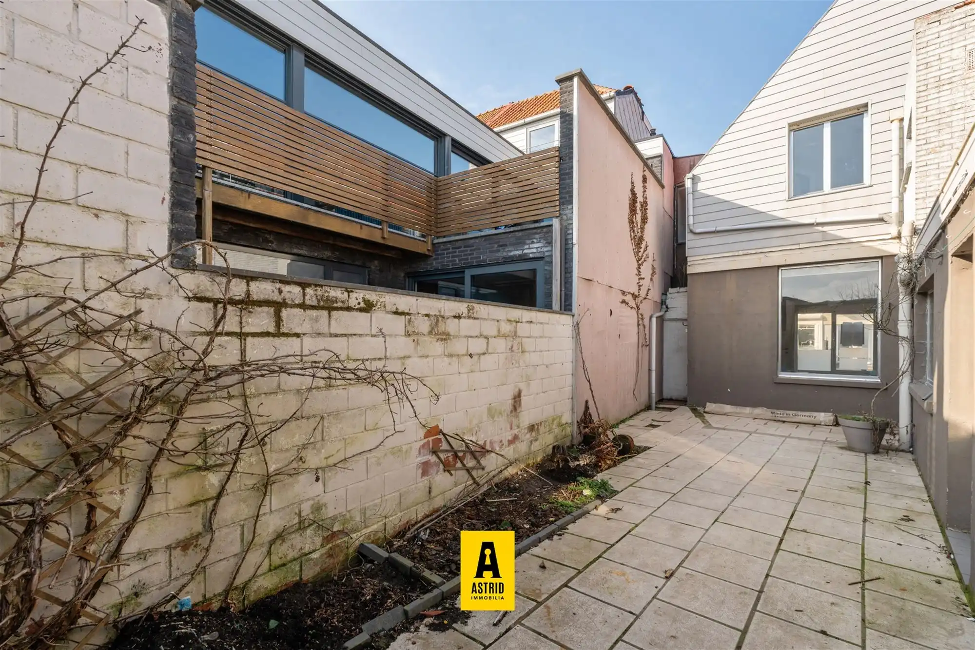 Te renoveren woning in toeristisch centrum! foto 18